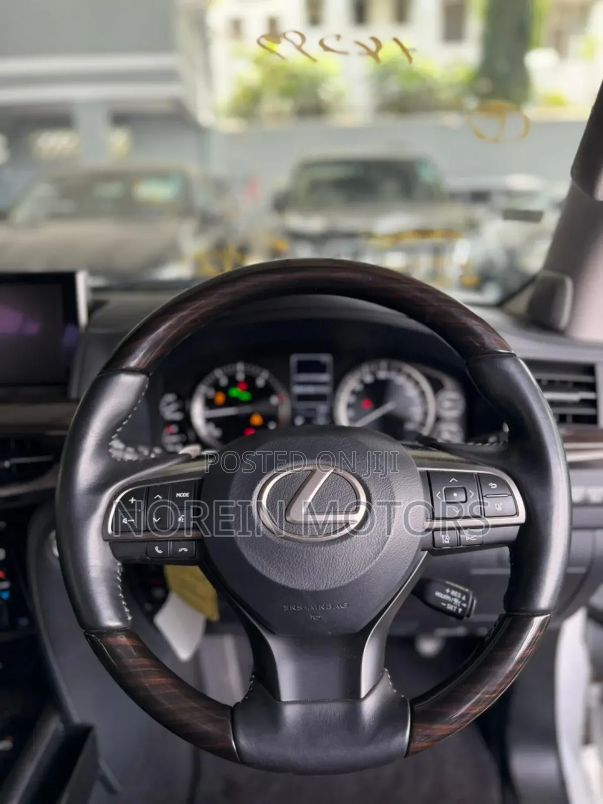 Lexus LX 2019 White