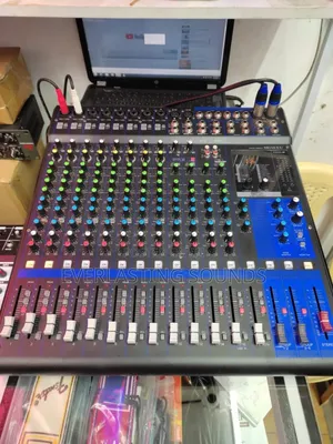 Yamaha 16 Channel Mixer Console
