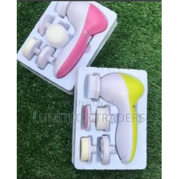 5-in-1 Care Facial Massager