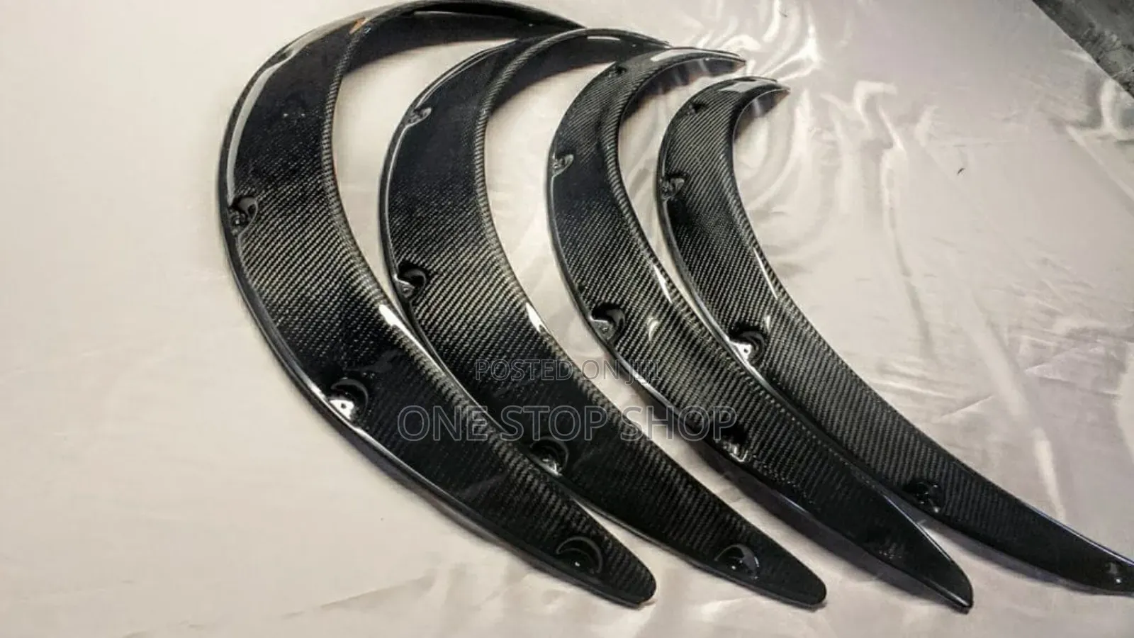 4pcs Carbon Fiber Style Universal Flexible Fender Flares