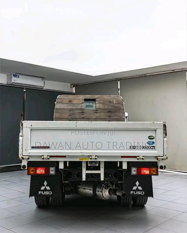 Mitsubishi Fuso Canter - thumbnail 5