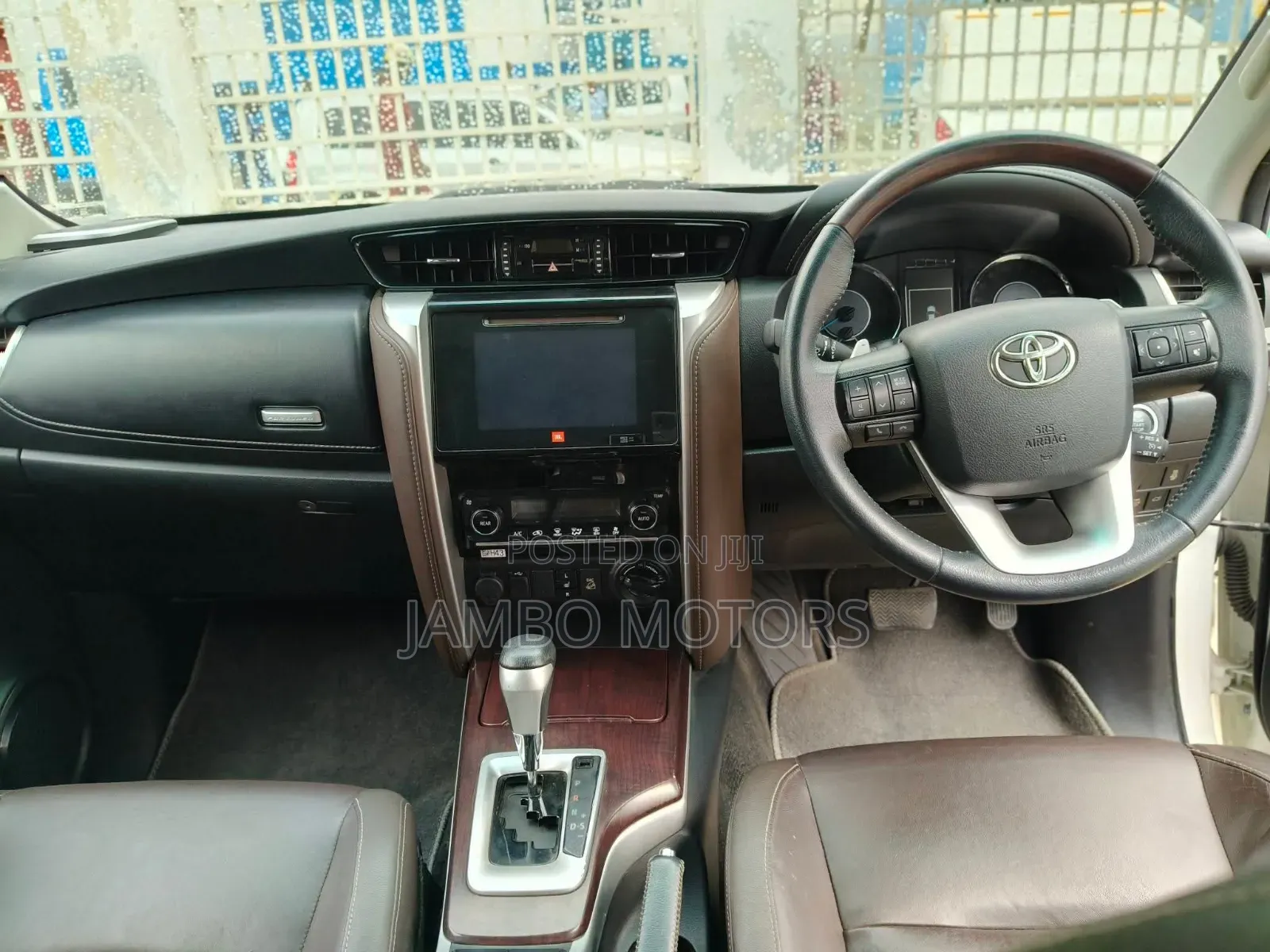 Toyota Fortuner 2.8 D RWD 2019 White