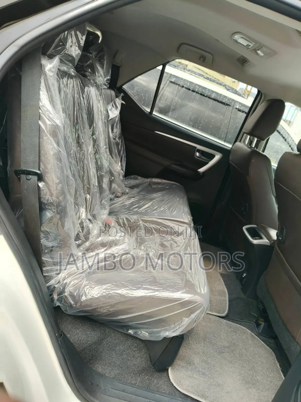 Toyota Fortuner 2.8 D RWD 2019 White