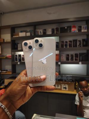 Apple iPhone 13 128 GB White - main view