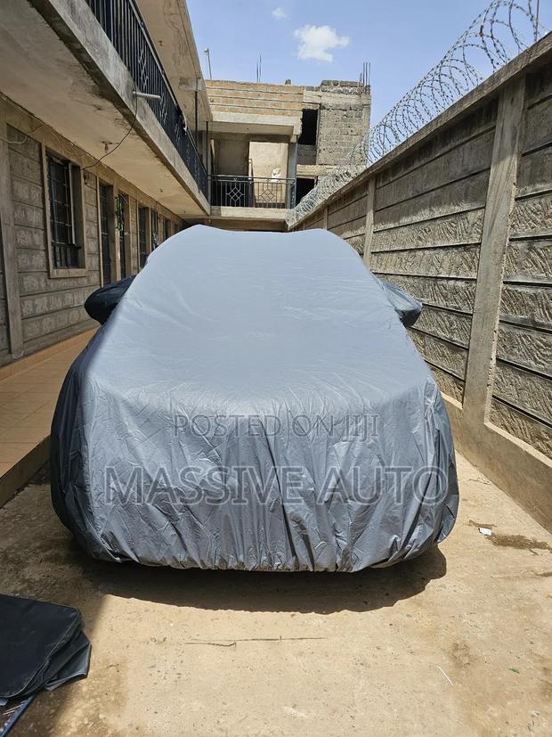 Car Body Cover Fitted On A Saloon Car/ Sun Proof Car Body Cover