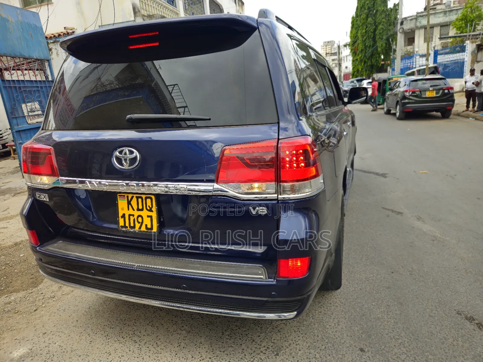 Toyota Land Cruiser 2014 Blue