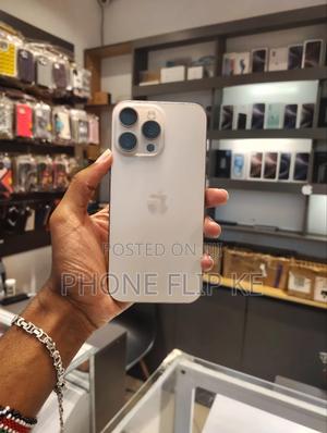 Apple iPhone 16 Pro Max 256 GB - main view