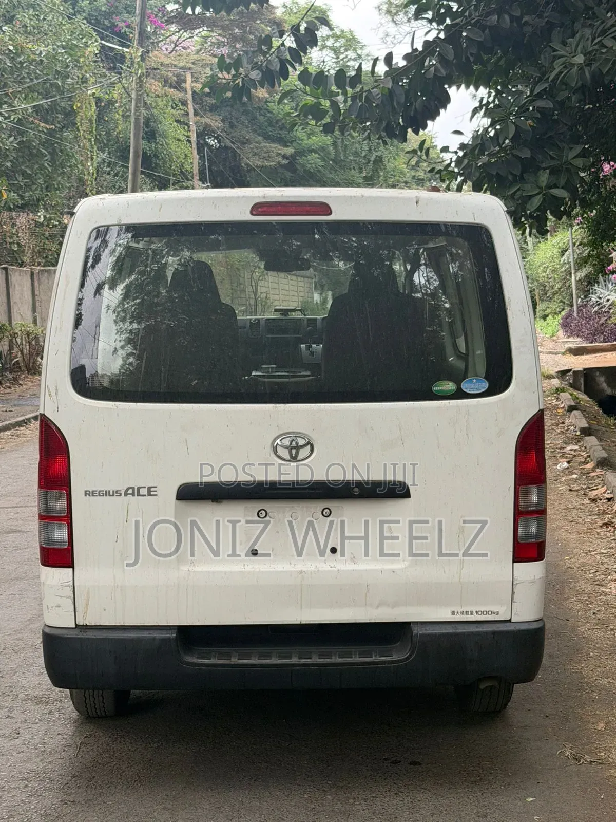 Toyota HiAce 2020 White