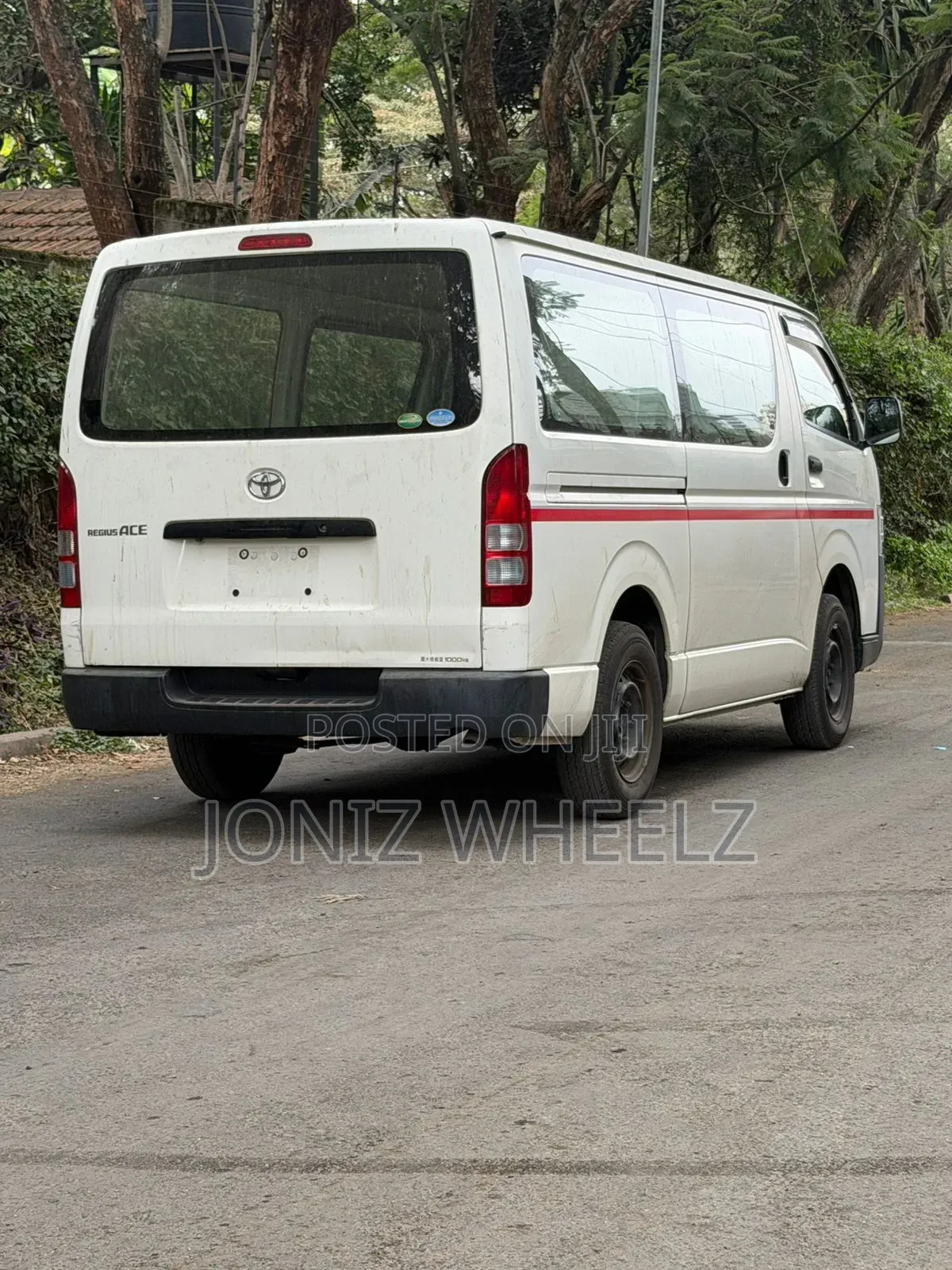 Toyota HiAce 2020 White