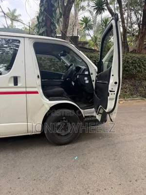 Toyota HiAce 2020 White