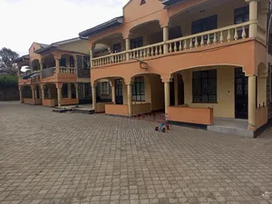 2bdrm House in Kiamunyi, Nakuru Town East for sale