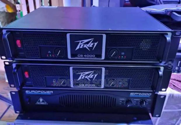 Peavey Professional Amplifier - main view