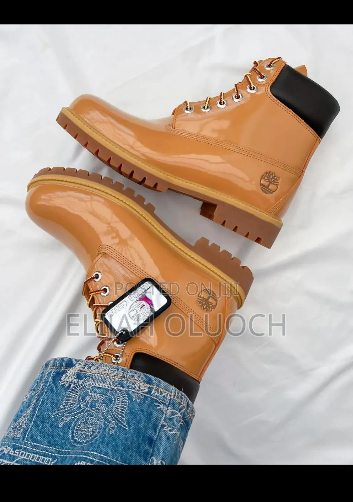 Veneda Carter X Timberland 6 Inch Boot
Size 40_45