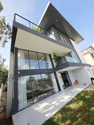 5bdrm Villa in Lavington for sale