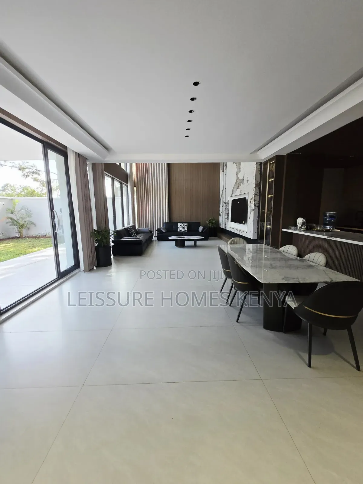 5bdrm Villa in Lavington for sale