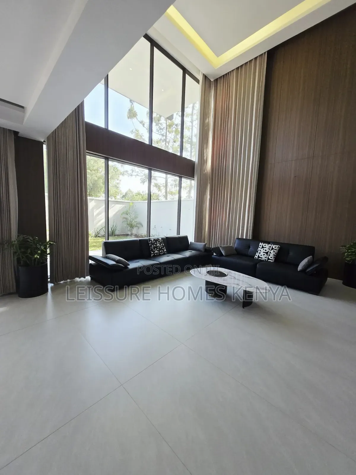 5bdrm Villa in Lavington for sale