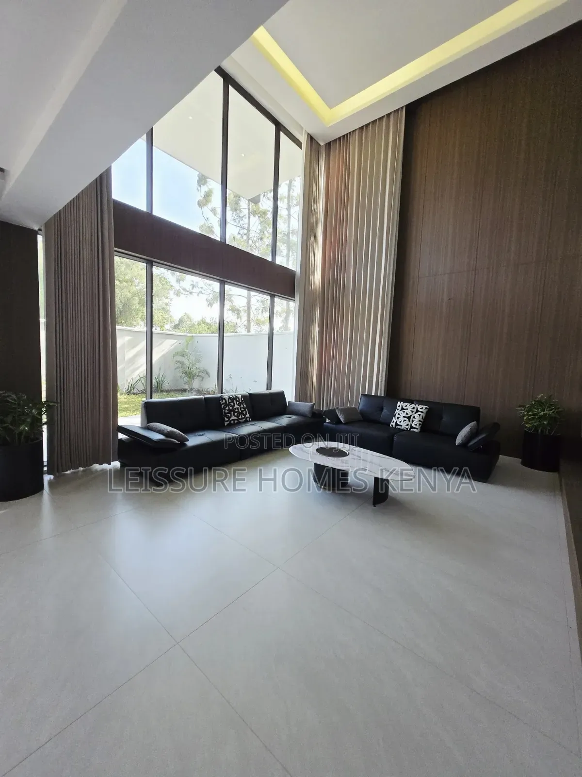 5bdrm Villa in Lavington for sale