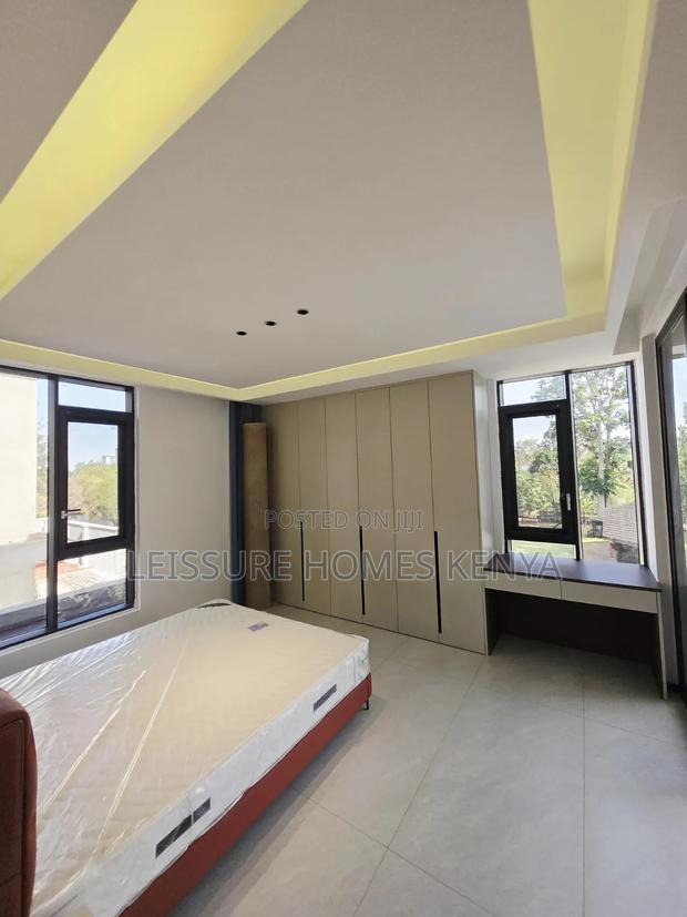 5bdrm Villa in Lavington for sale - thumbnail 17