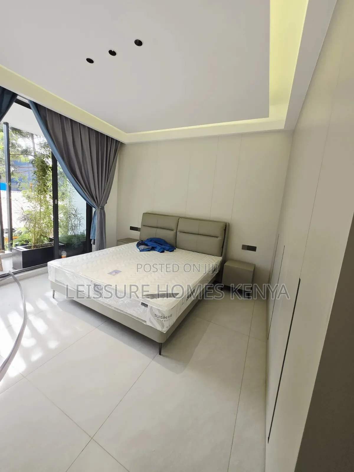 5bdrm Villa in Lavington for sale