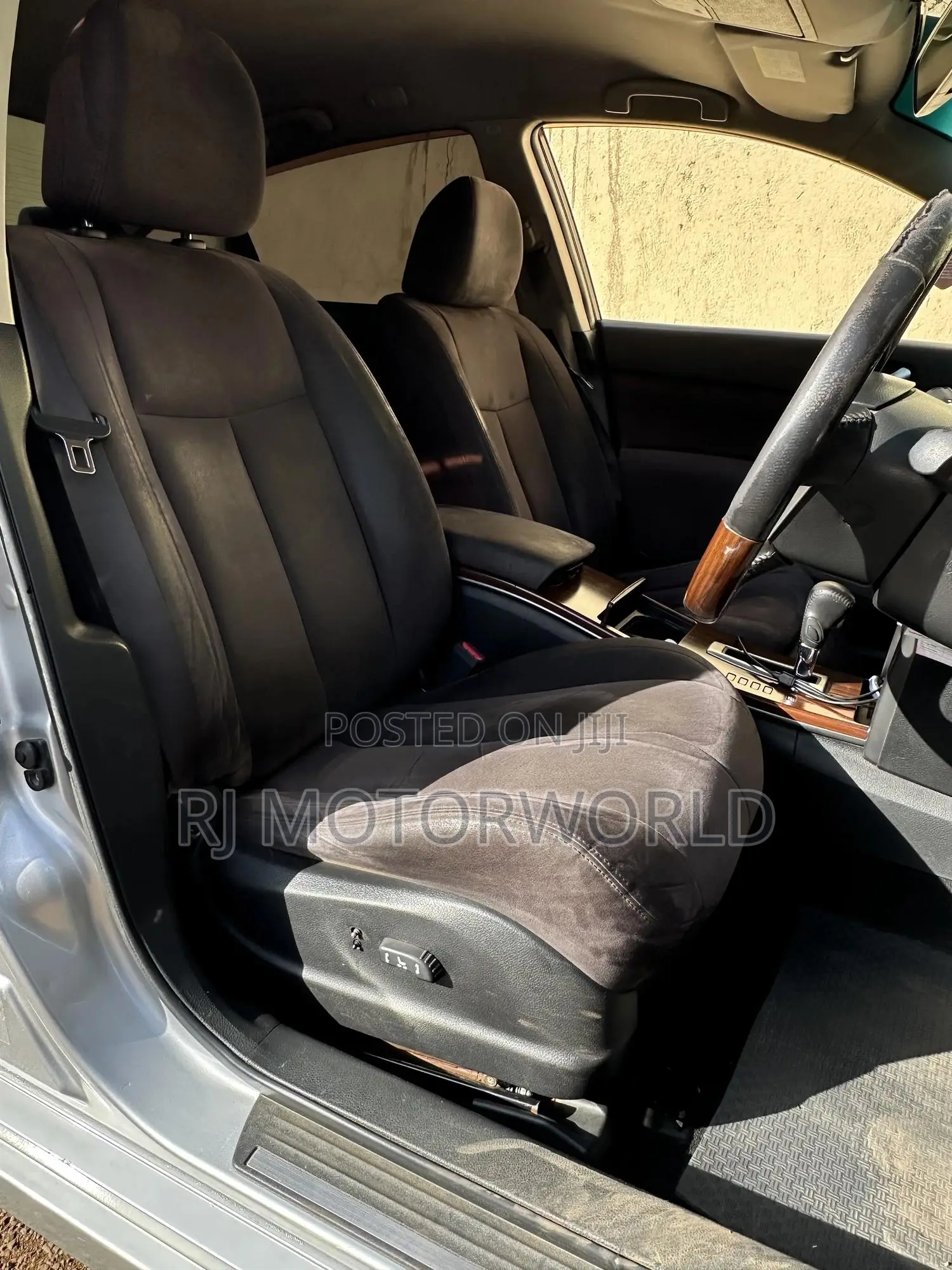 Nissan Teana 2010 Silver