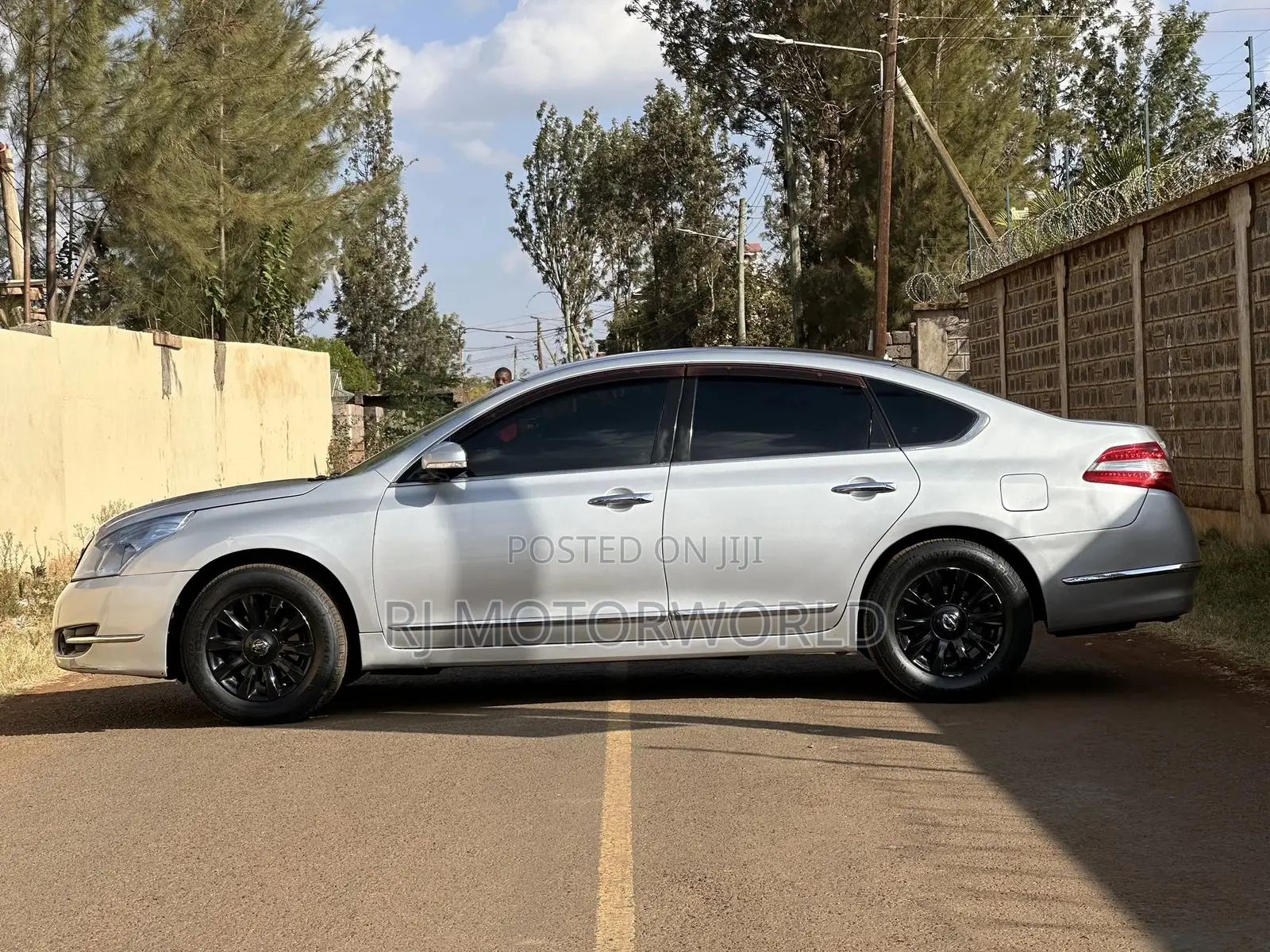 Nissan Teana 2010 Silver