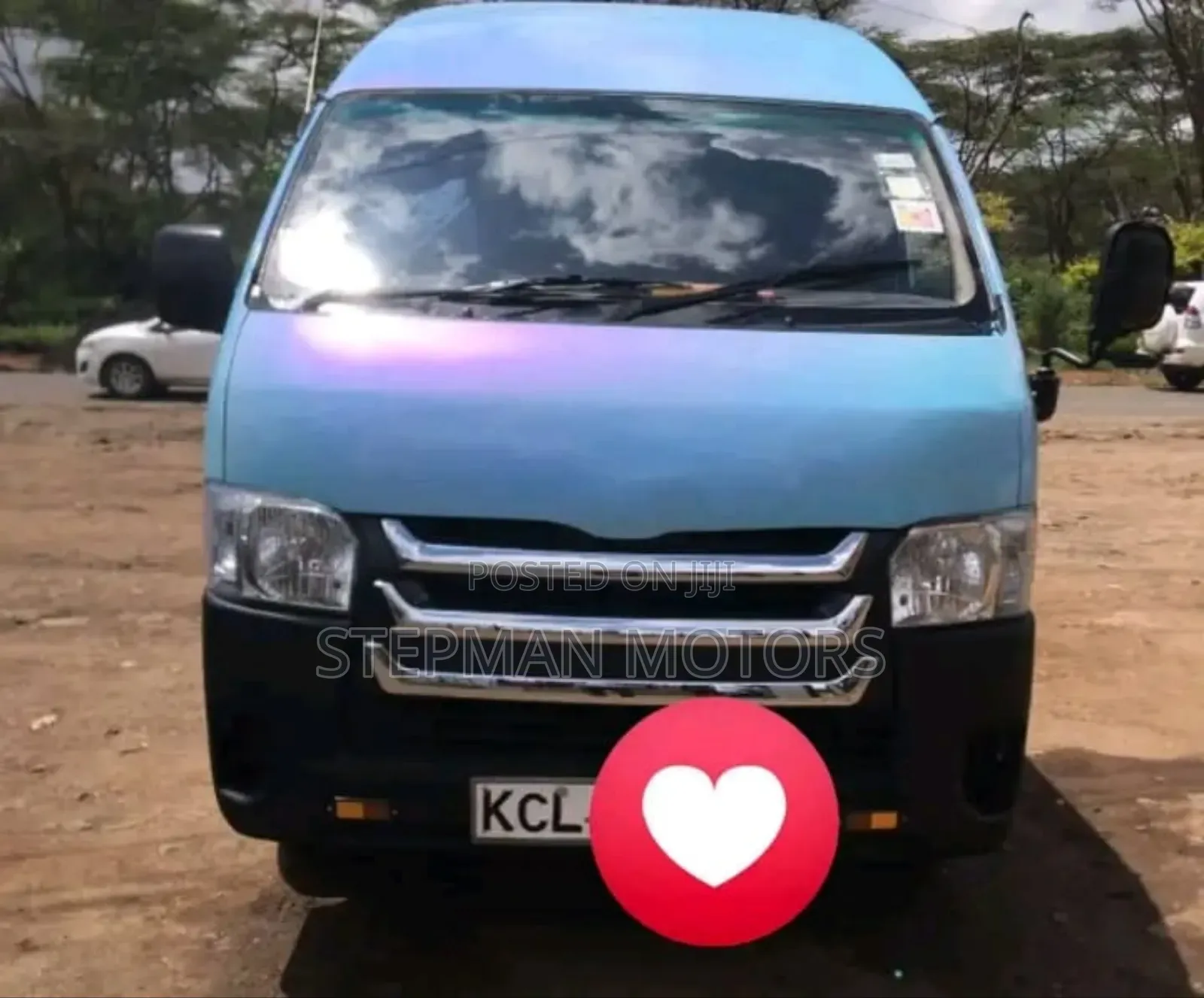Toyota HiAce 2011 Blue