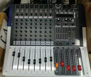 Soundcraft Kv 80 Professional Powered Audio Mixer.