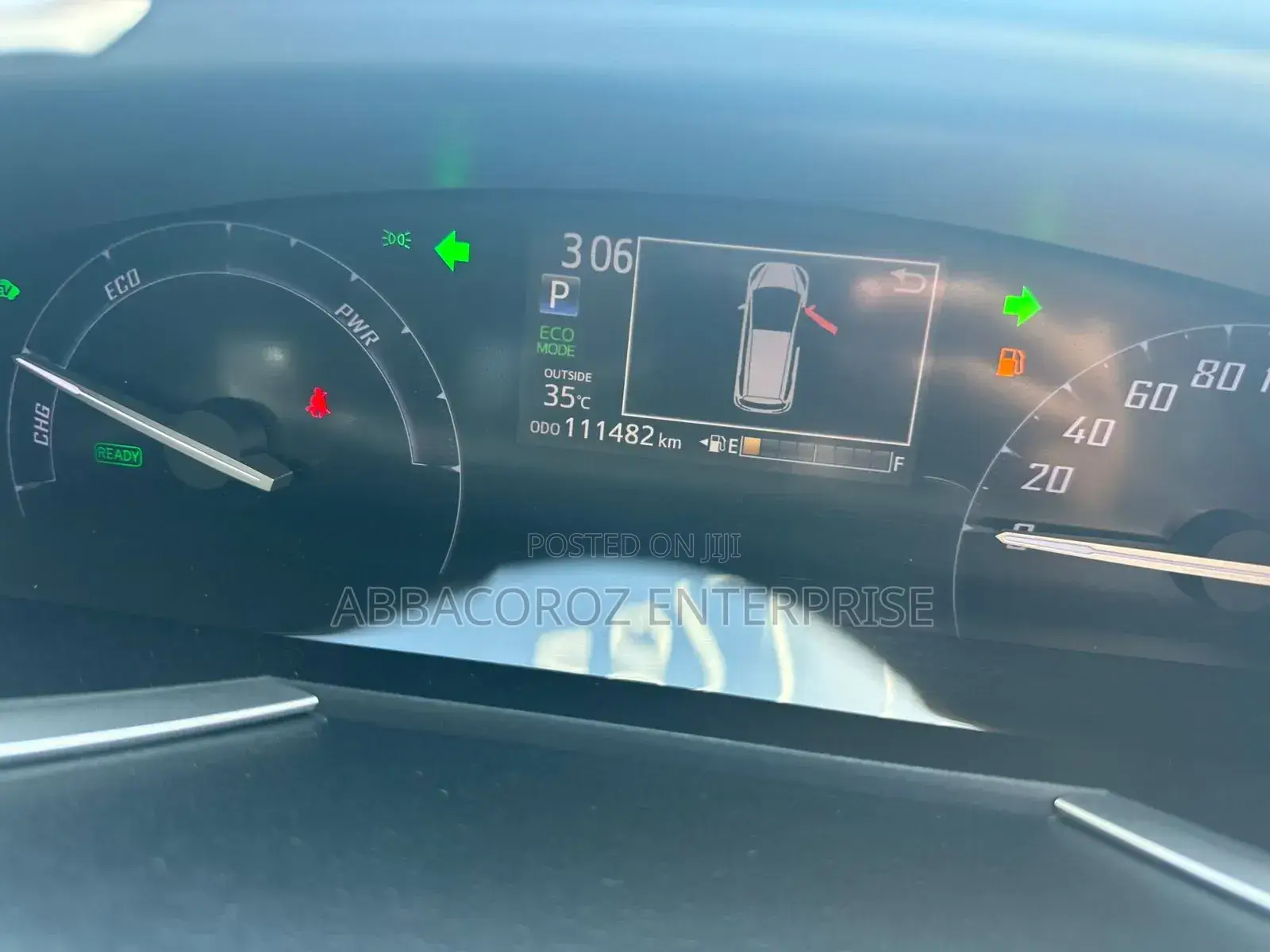 Toyota Sienta 1.5 Hybrid FWD 2019 Purple