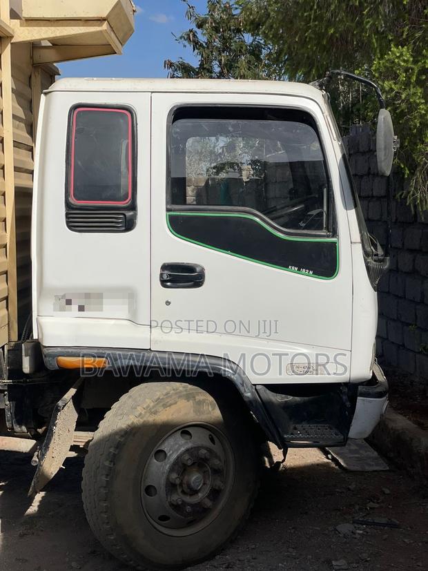 Isuzu FSR 2010 KBN - thumbnail 3