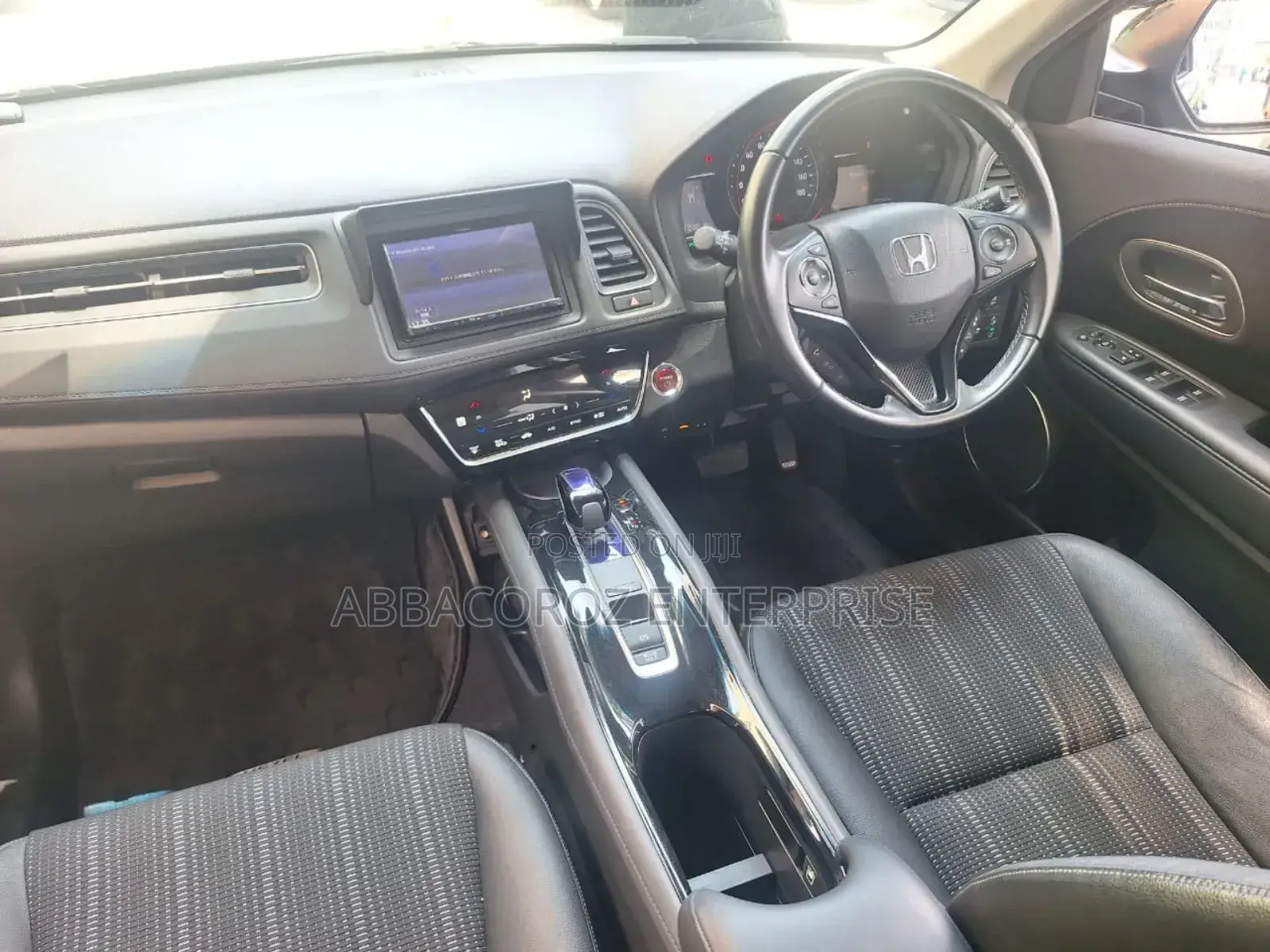 Honda Vezel 1.5 Hybrid 2WD 2019 Black