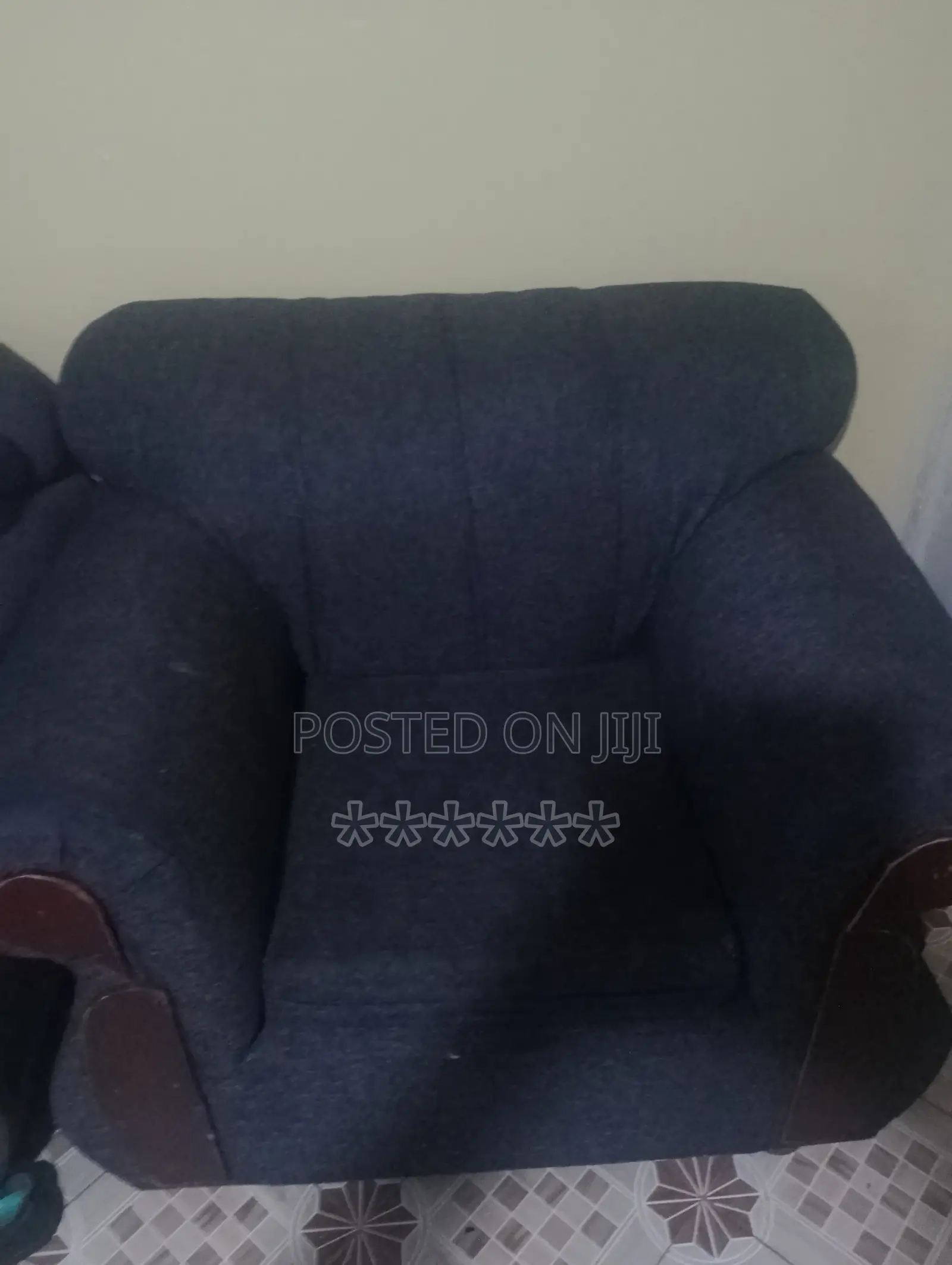 7 Seaters Sofa Set