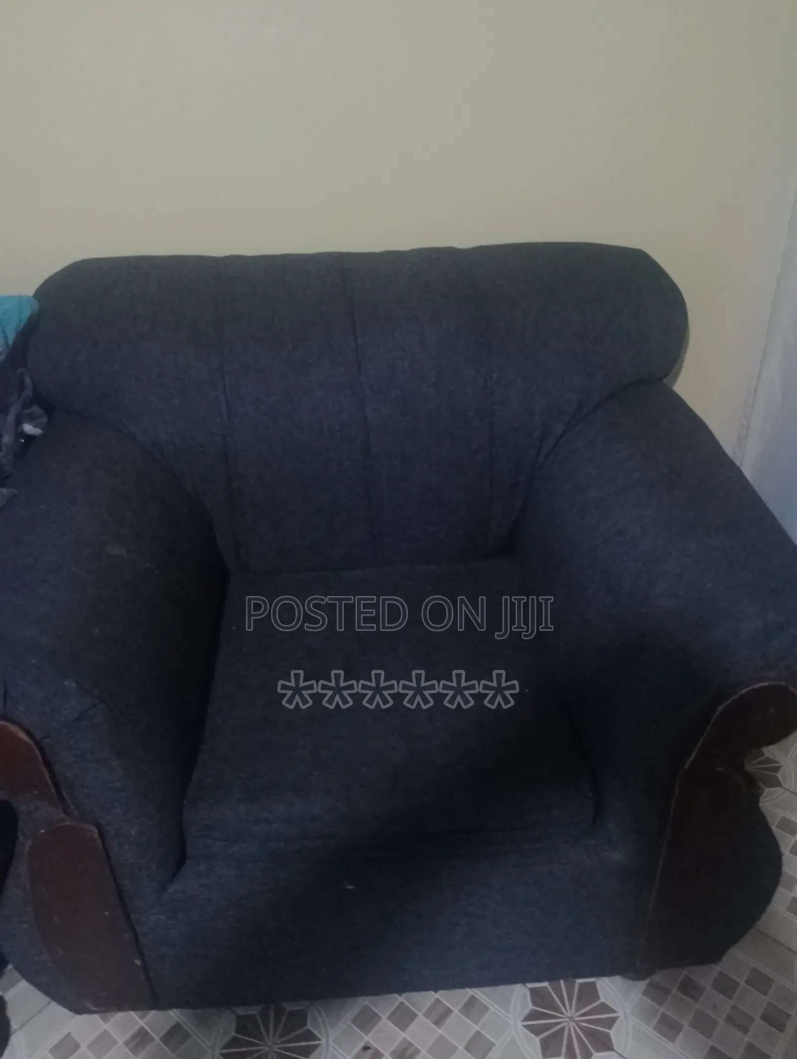 7 Seaters Sofa Set