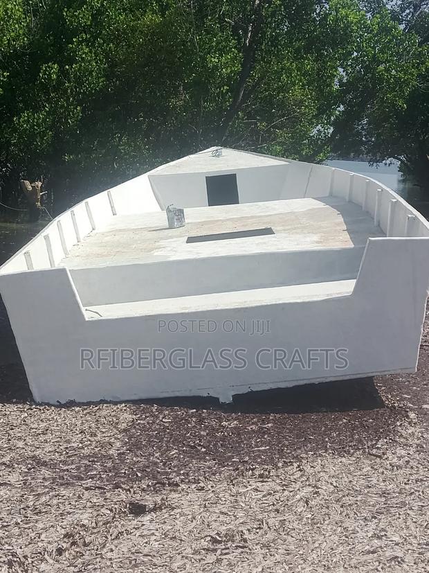 Deep Sea Fishing Fiberglass Boat