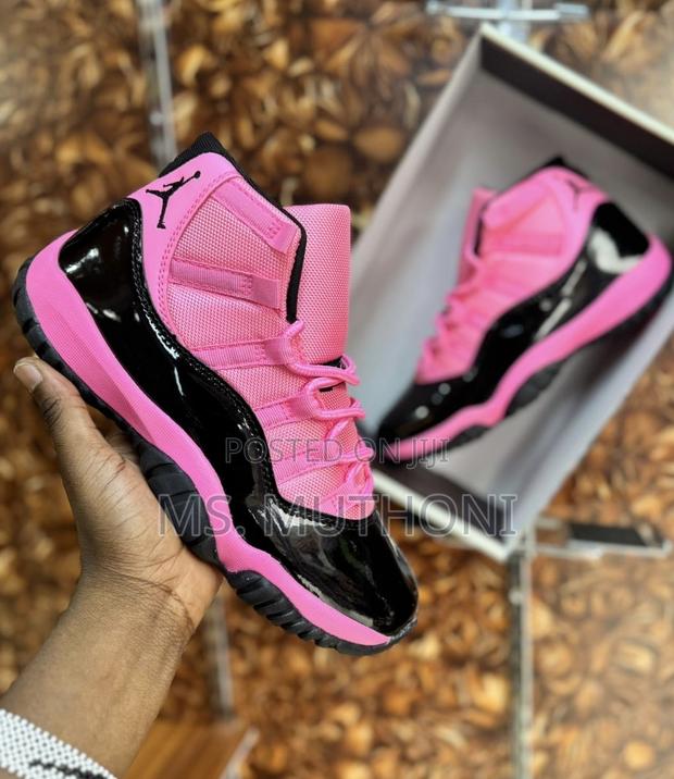 Jordan 11 Black Noir /Pink Size 38-45 - main view