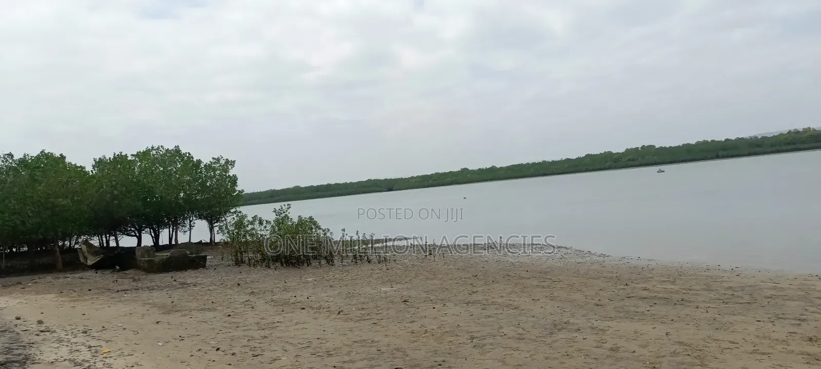 Poltleiz Beach Property for Sale