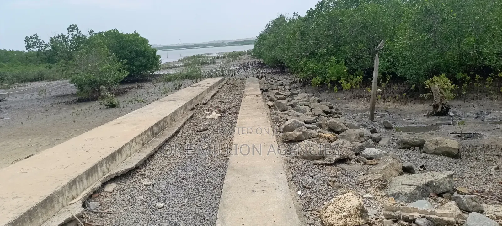 Poltleiz Beach Property for Sale