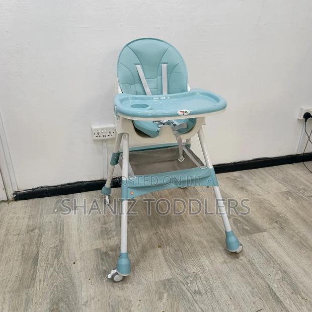 Safe Baby Feeding Chair - main view