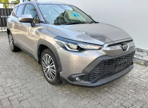 Toyota Corolla Cross LE 2023 Brown