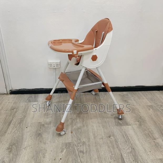 Adjustable Baby Feeding Chair - thumbnail 3