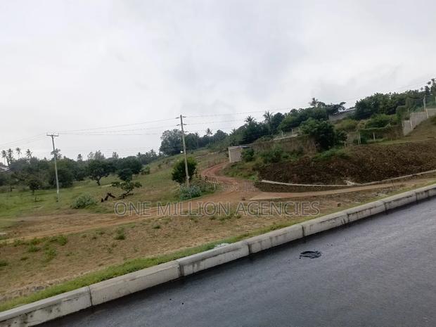 Dongo Kundu Property for Sale - thumbnail 3