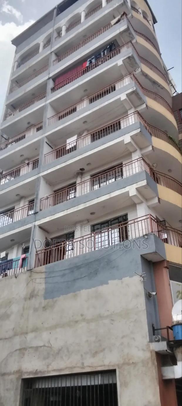 2bdrm Block of Flats in Roysambu for sale