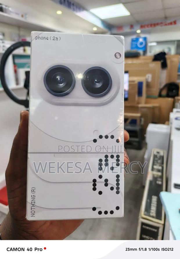 New Nothing Phone 2a 256 GB White
