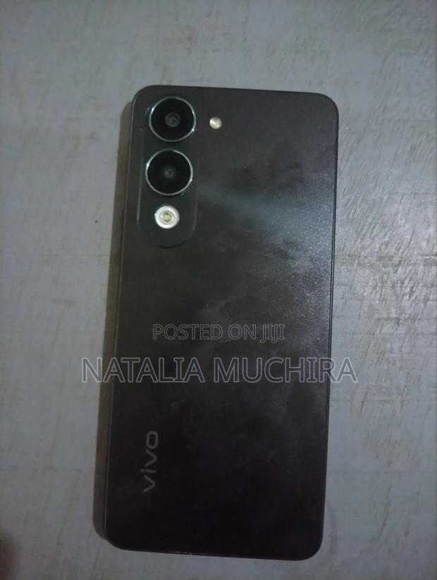 Vivo Y04 128 GB Black - thumbnail 2