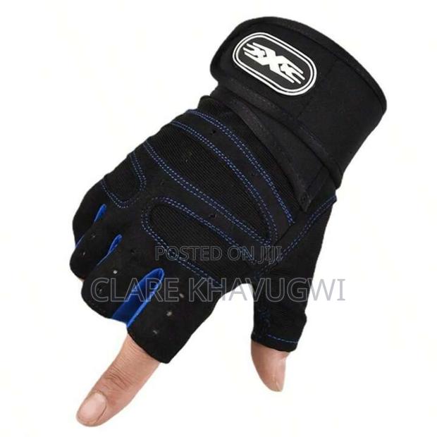 Gym Gloves - main view