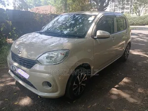 Toyota Passo 1.0 FWD 2018 White