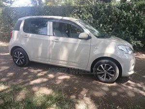 Toyota Passo 1.0 FWD 2018 White