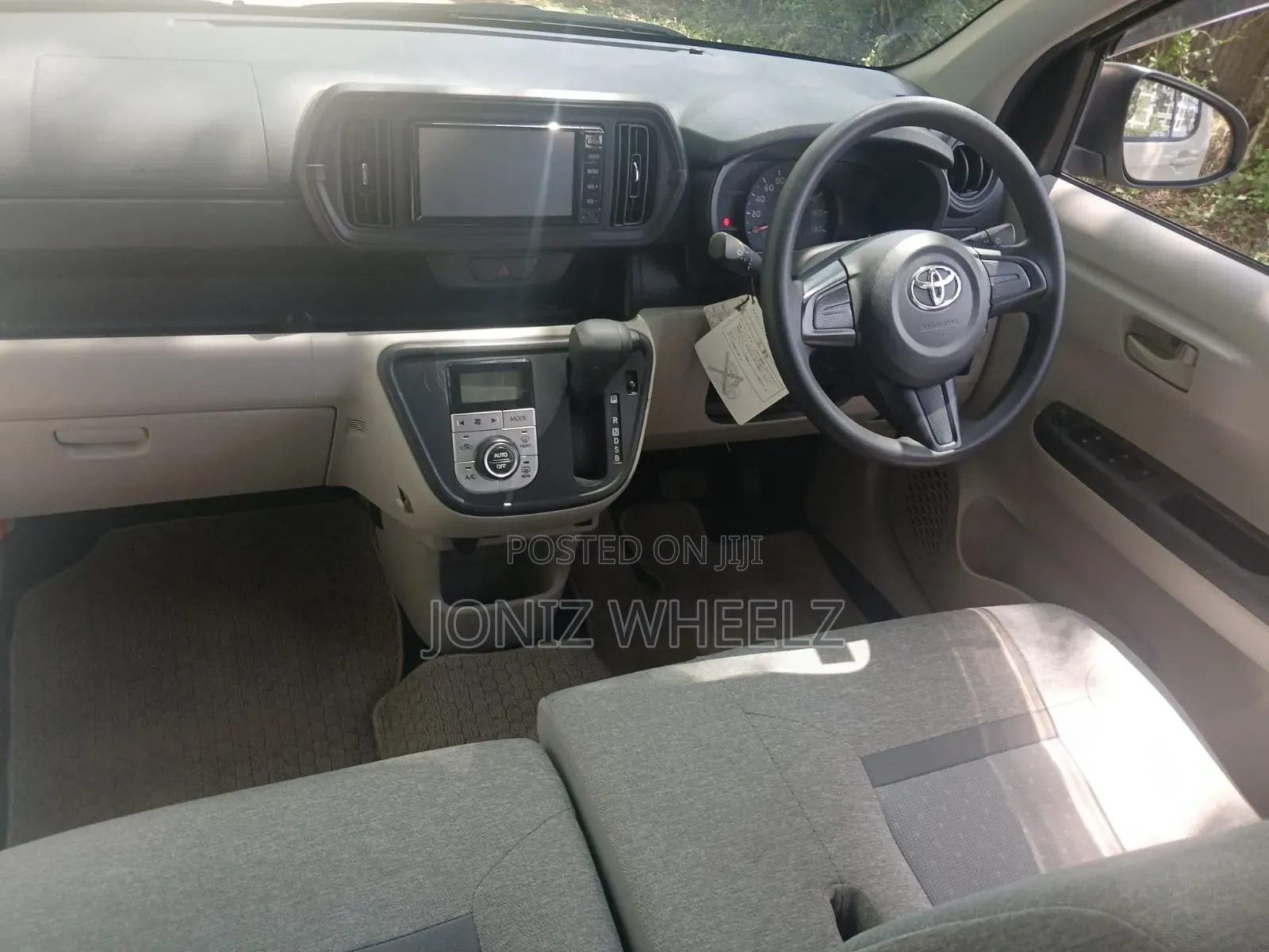 Toyota Passo 1.0 FWD 2018 White