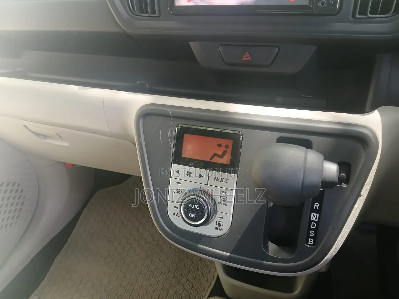 Toyota Passo 1.0 FWD 2018 White