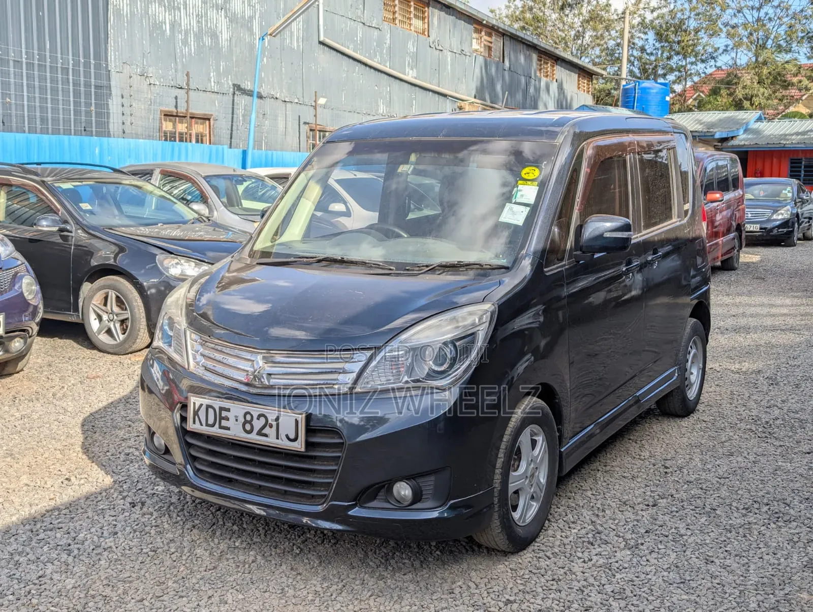 Mitsubishi Delica 2014 Black