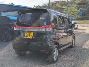 Mitsubishi Delica 2014 Black